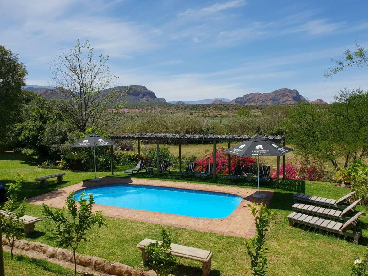 Thabile Lodge Oudtshoorn Bagian luar foto