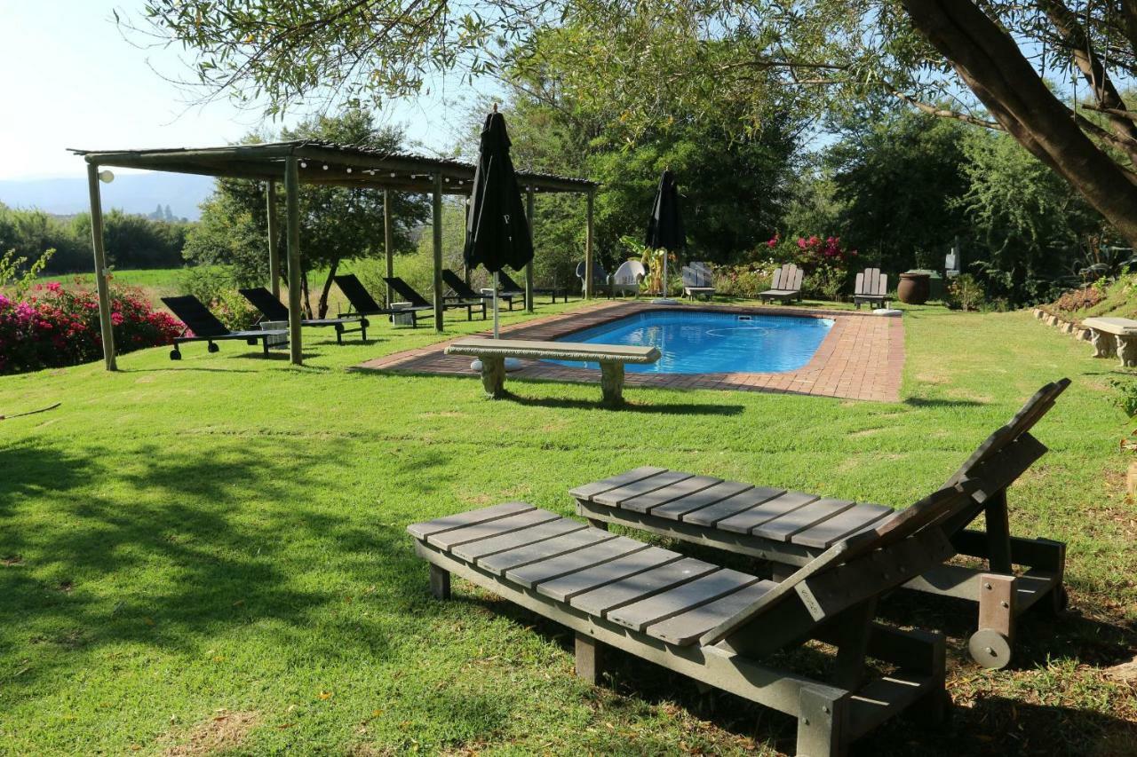 Thabile Lodge Oudtshoorn Bagian luar foto