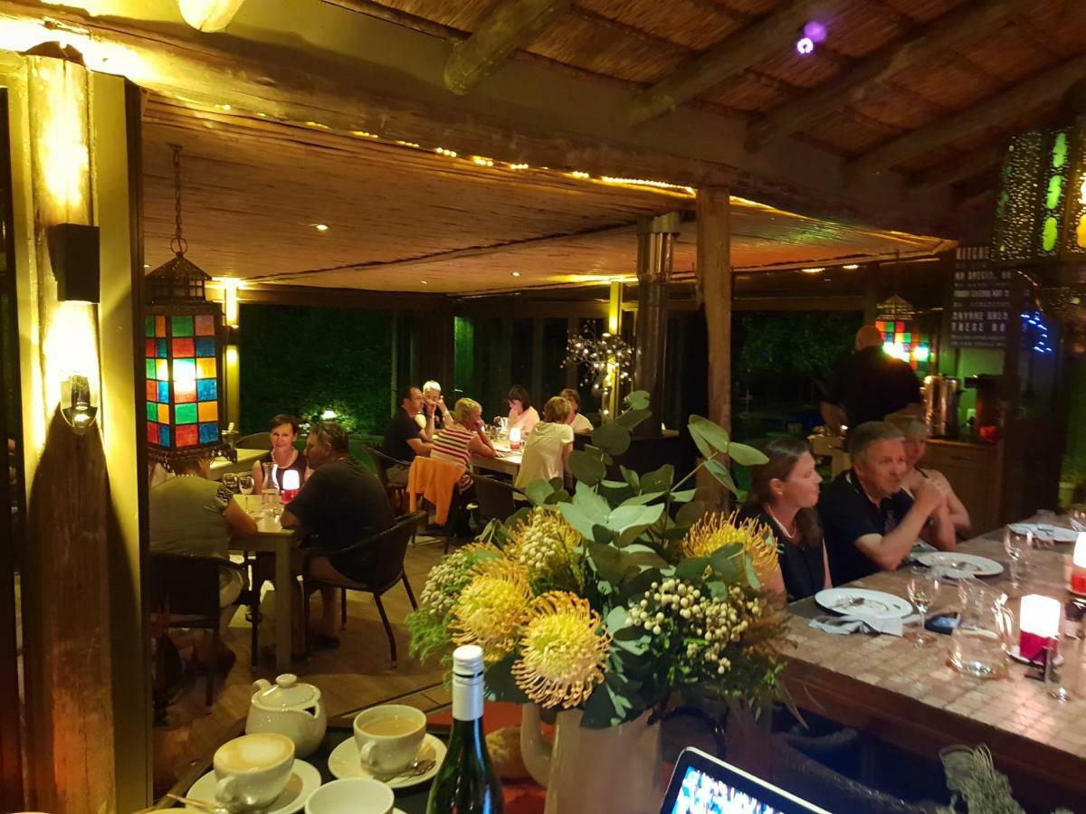 Thabile Lodge Oudtshoorn Bagian luar foto