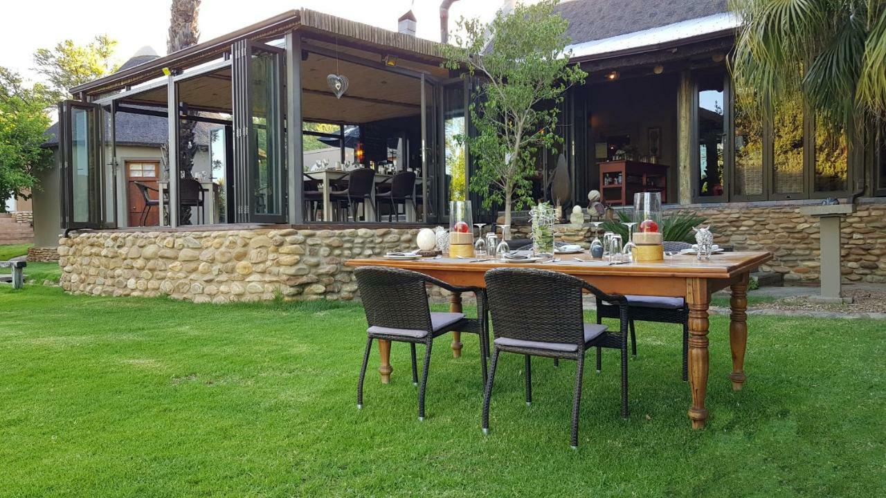 Thabile Lodge Oudtshoorn Bagian luar foto
