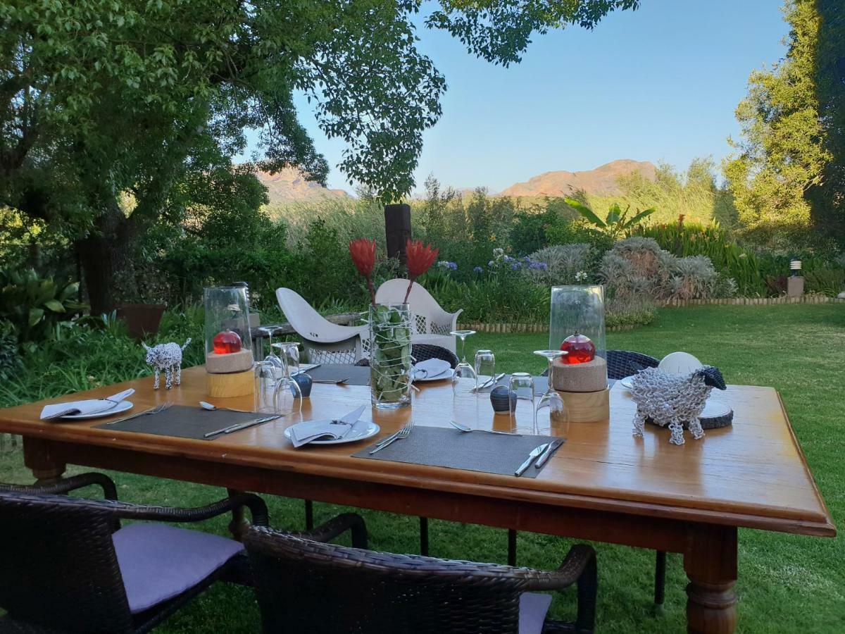 Thabile Lodge Oudtshoorn Bagian luar foto