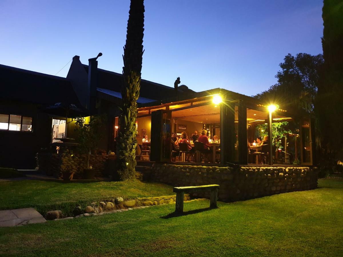 Thabile Lodge Oudtshoorn Bagian luar foto