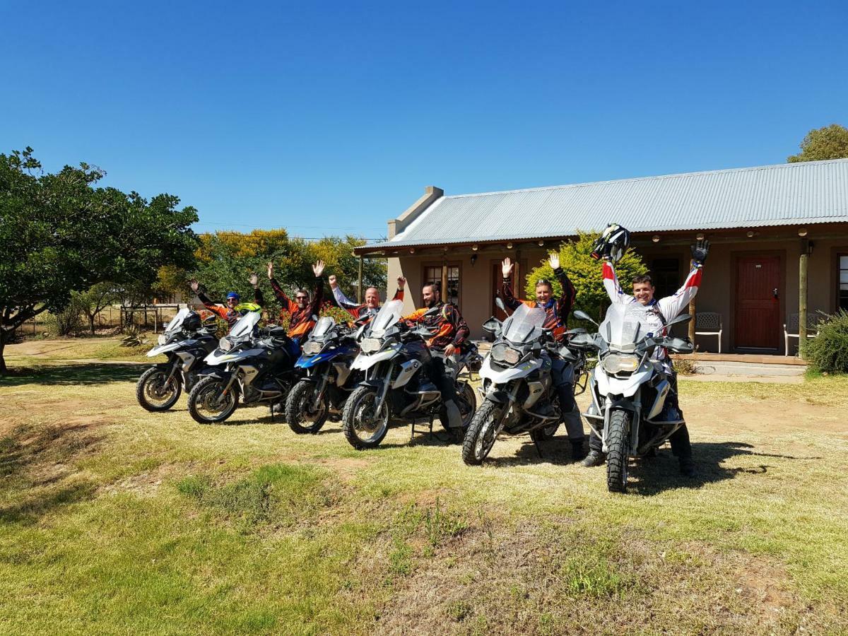 Thabile Lodge Oudtshoorn Bagian luar foto